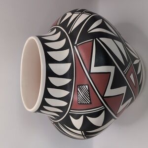 Large Native American Acoma Pueblo Hand Painted Pottery Vase by Loretta L. Joe